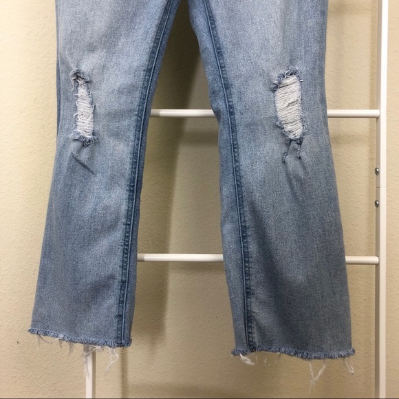 UO BDG Kick Flare Distress High Rise Cropped Jeans - Picture 5 of 7